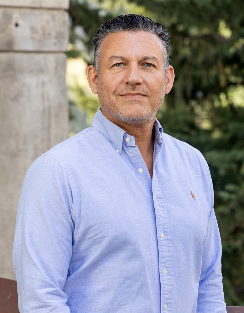 Simon Soomekh Headshot - 2025