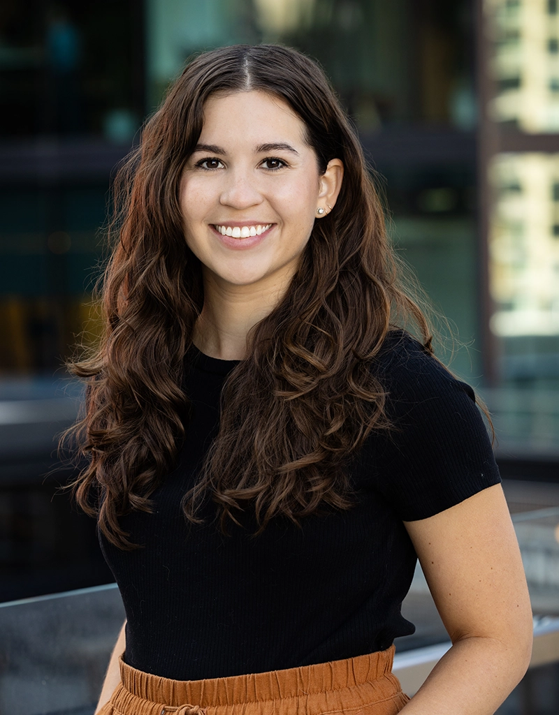 Monica Corley Headshot -2023